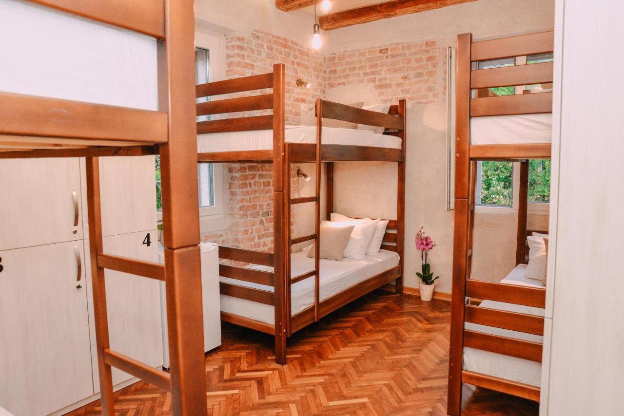 Step To Kotor Bay Guesthouse Екстериор снимка