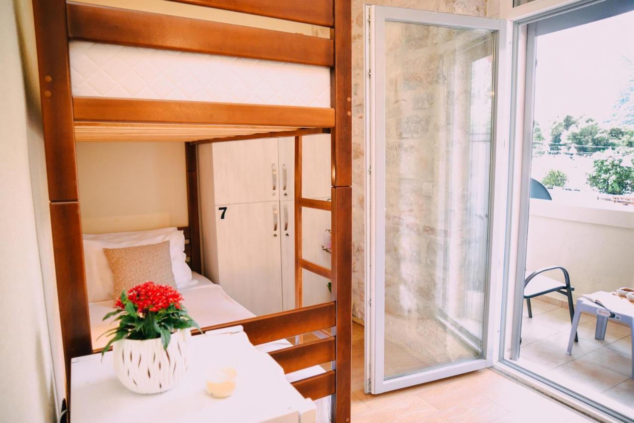 Step To Kotor Bay Guesthouse Екстериор снимка