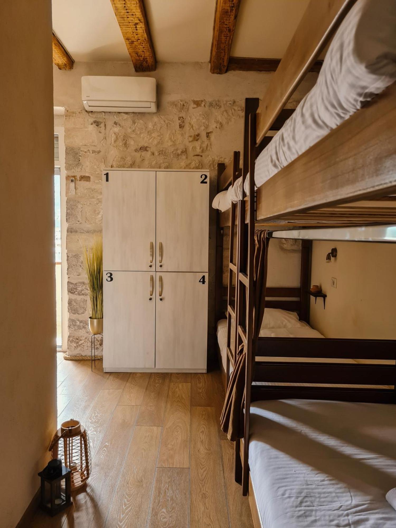 Step To Kotor Bay Guesthouse Екстериор снимка