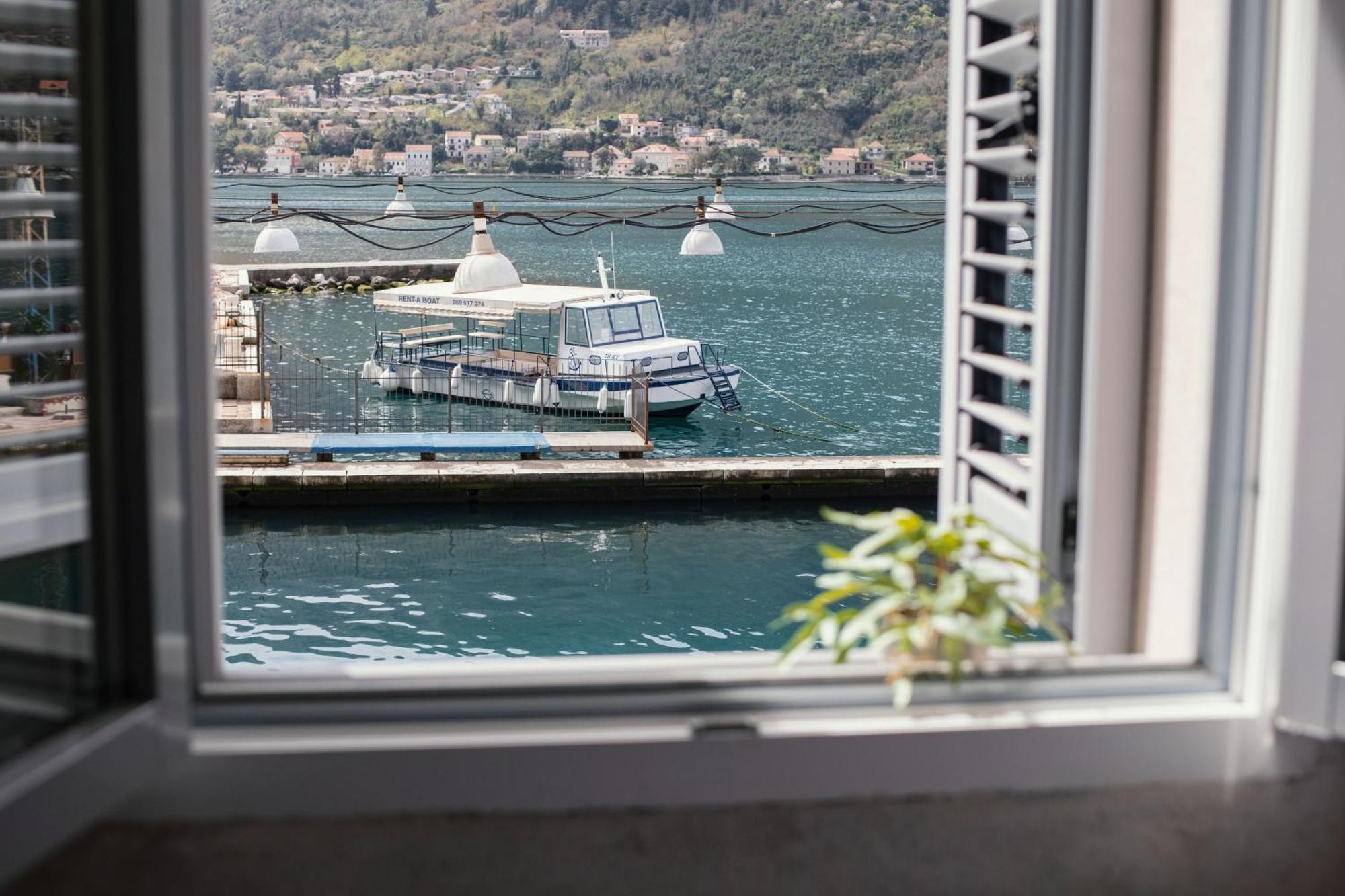 Step To Kotor Bay Guesthouse Екстериор снимка