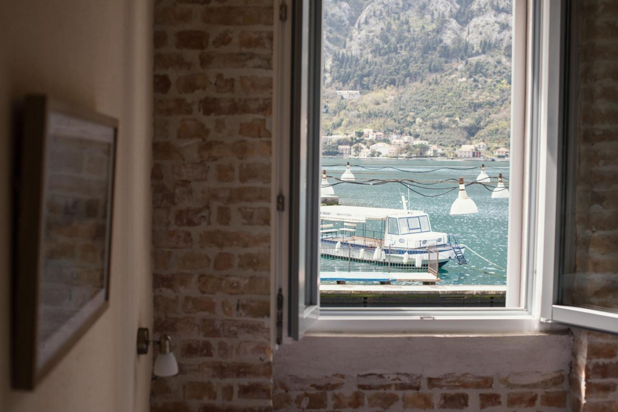 Step To Kotor Bay Guesthouse Екстериор снимка